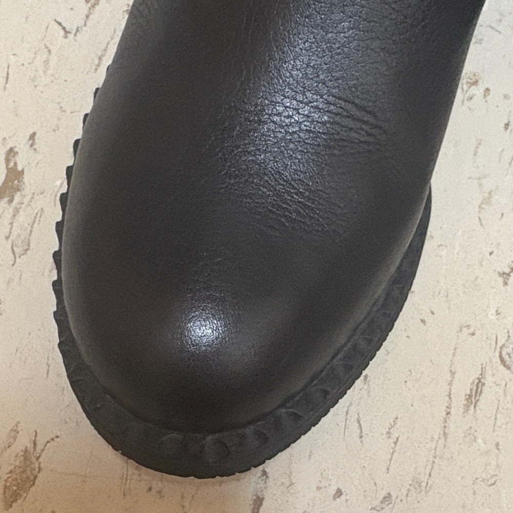 Gentle Souls by Kenneth Cole Black Ankle Boots Size 7M - Picture 13 of 16